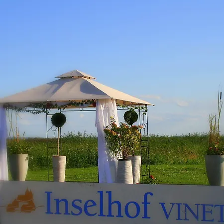 Inselhof Vineta 3*