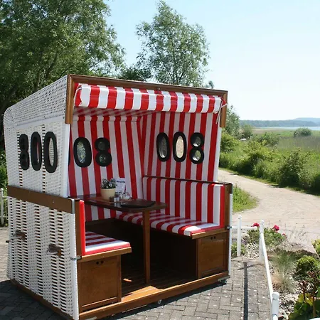 Inselhof Vineta 3*