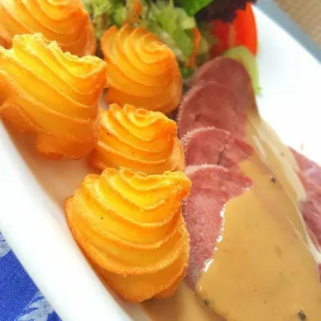 因塞尔霍夫维内塔酒店 3* 泽姆平